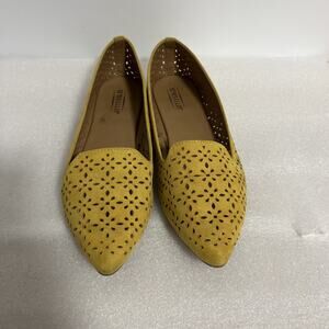 Seychelles Shoes Yellow Perforated Laser Cut Flats Womens Size 8